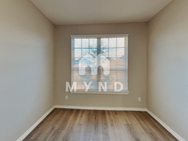 Foto del edificio - 2618 Franklin Dr