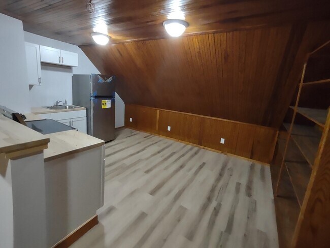 Foto del edificio - 109 Pleasant St