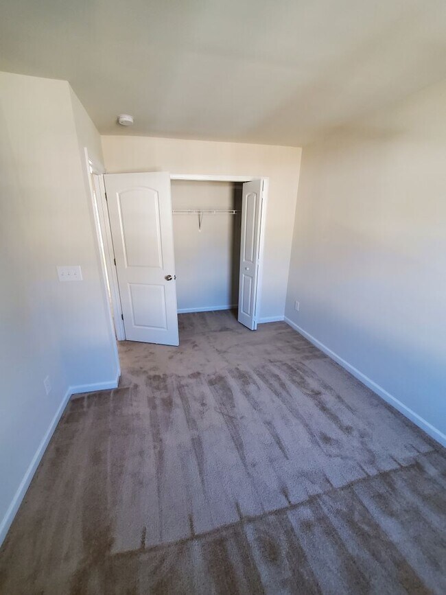 Building Photo - 7421 Sienna Heights Pl