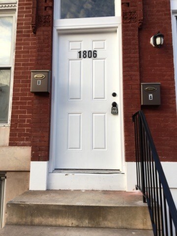 Duplex with two units - 1806 W Baltimore St