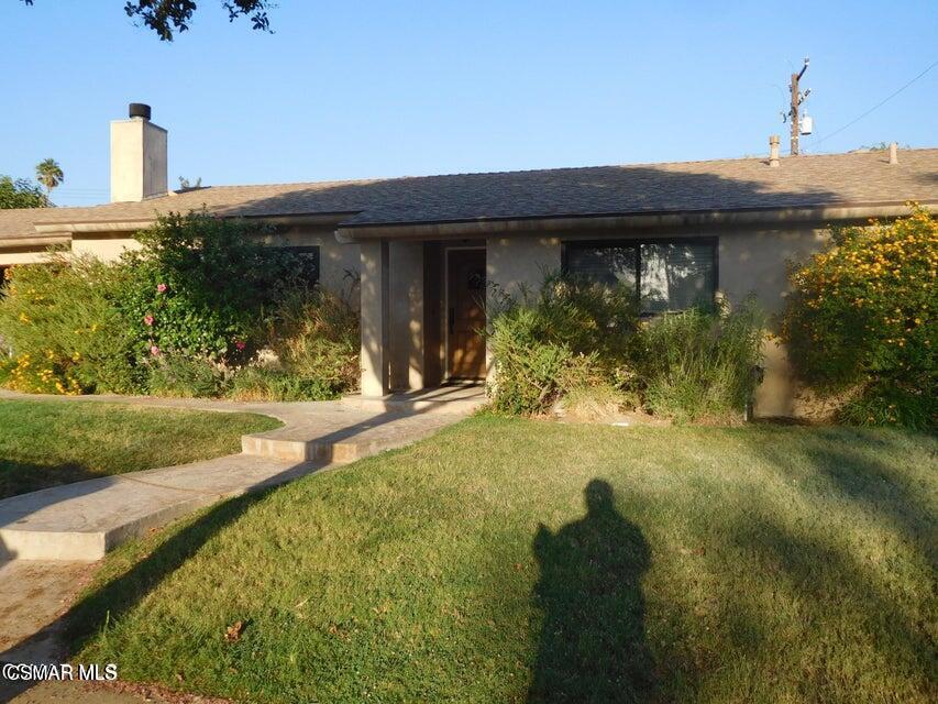 Primary Photo - 3042 Waco Ave