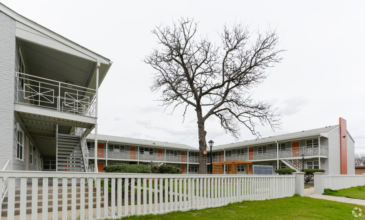 Foto del edificio - Delaware Plaza Apartments