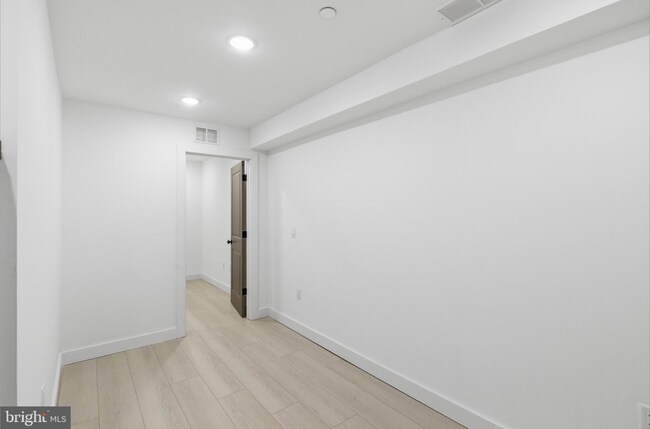 Foto del edificio - 1024 W Orleans St