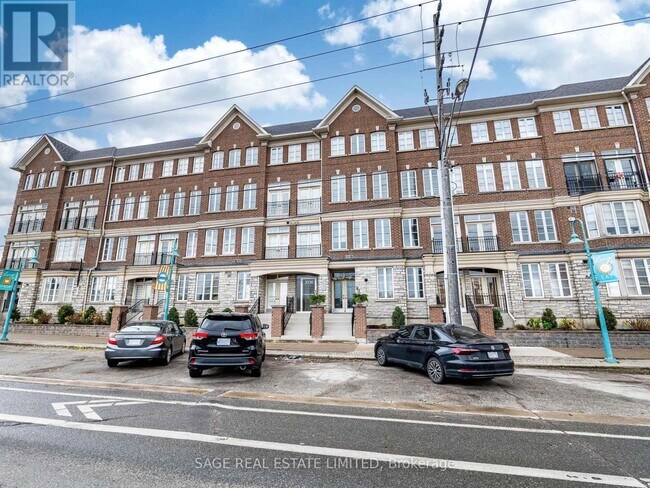 Building Photo - 3531 Lake Shore Blvd W