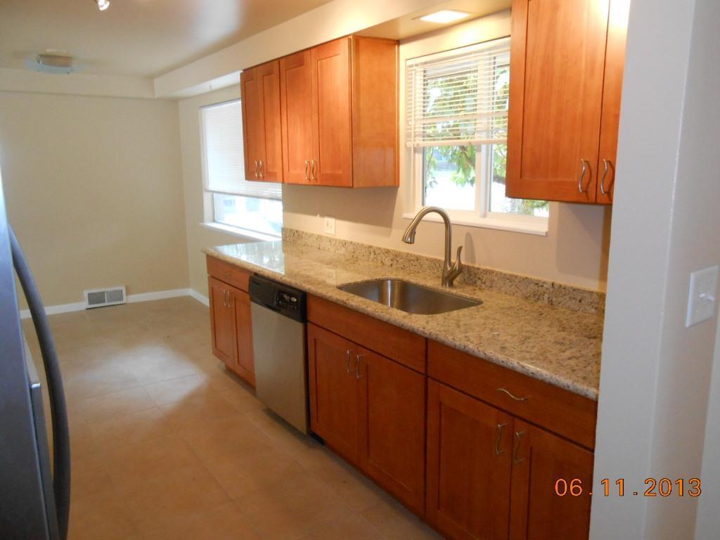 Primary Photo - Charming 4 Bed 2 Bath Rambler in Sought Af...