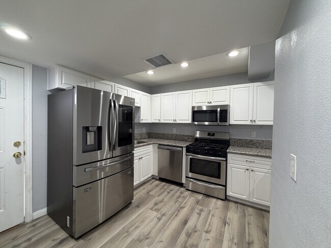 Building Photo - 4078 Gold Coast Dr