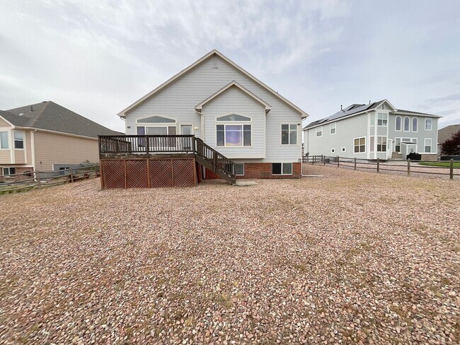 Foto del edificio - 12354 Pine Valley Cir
