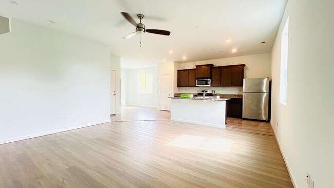 Foto del edificio - 5627 115th Avenue Ct E