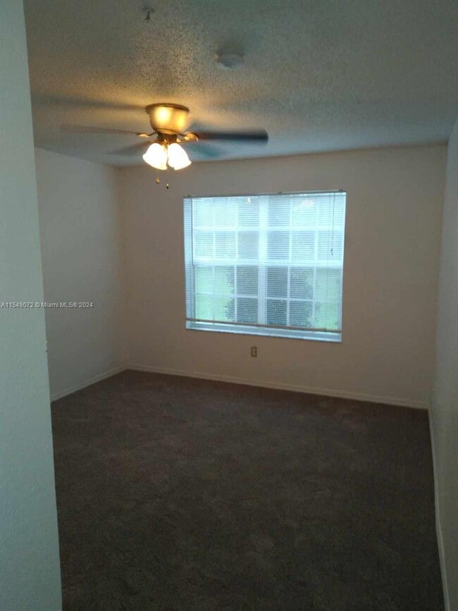 Building Photo - 4295 Summer Landing Dr