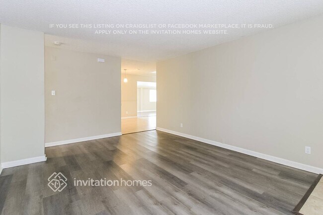 Building Photo - 13633 Fair Oaks Blvd