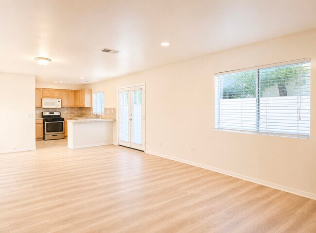 Foto del edificio - 33411 Campus Ln