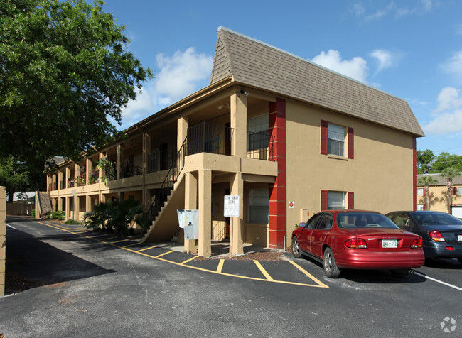 Eastbrook Apartments - Apartments in Winter Park, FL | Apartments.com