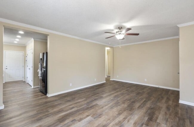 Photo - 2000 Huff Pl Apartment