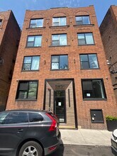 Building Photo - 23 Reed St