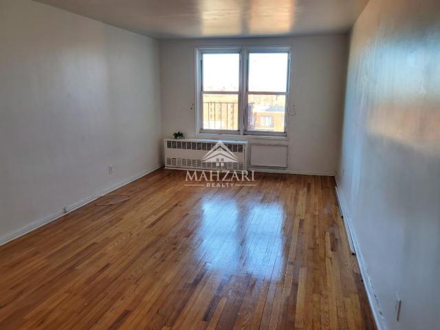 Foto del edificio - 0 bedroom in Rego Park NY 11374