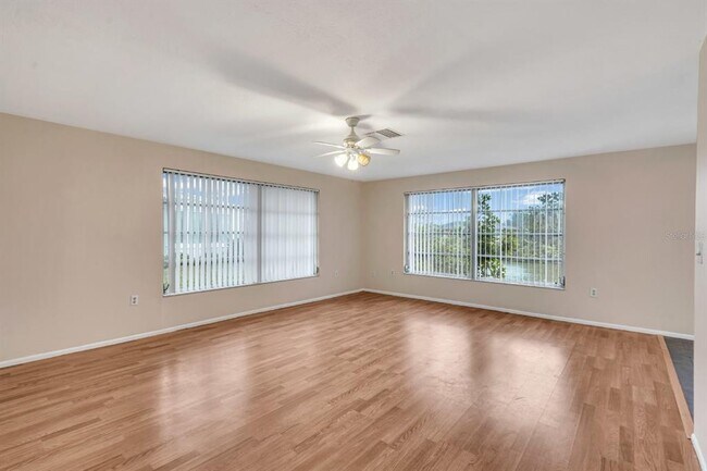Building Photo - 1311 Cambridge Dr