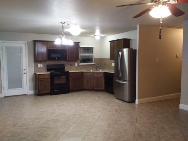 Building Photo - 822 Milam Dr