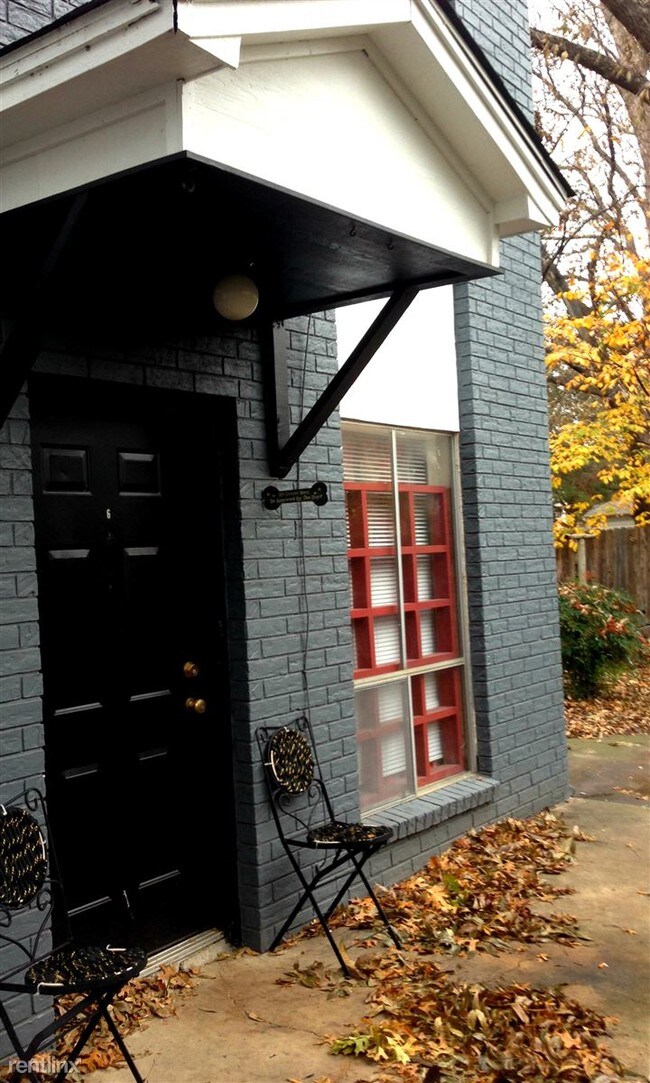 Building Photo - 2 br, 1 bath Apartment - 912 N Bell Ave