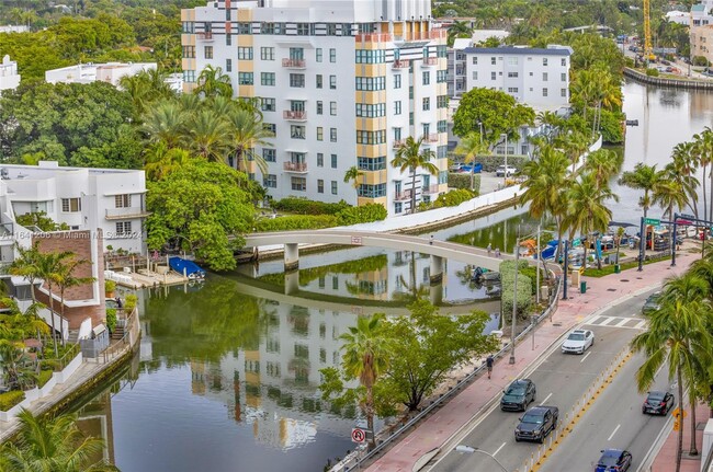 Foto del edificio - 2301 Collins Ave