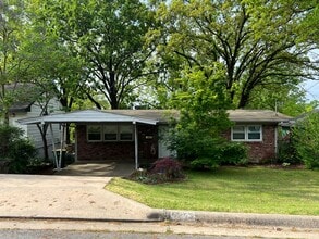 Building Photo - 7803 Delray Dr