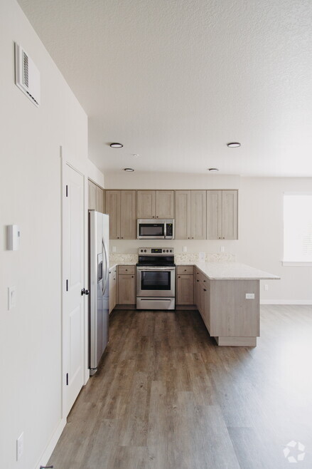 Building Photo - Sunlight Estates