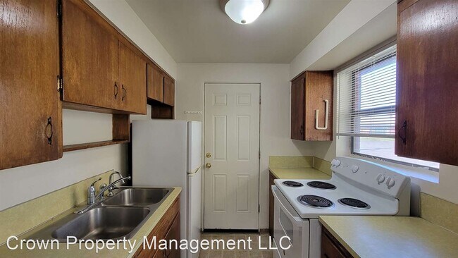 Building Photo - 2 br, 1 bath House - 629 N Ely St.