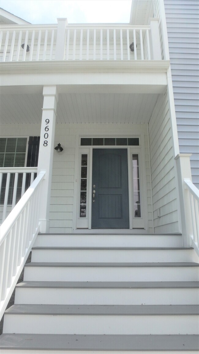 Foto del edificio - 9608 10th Bay St