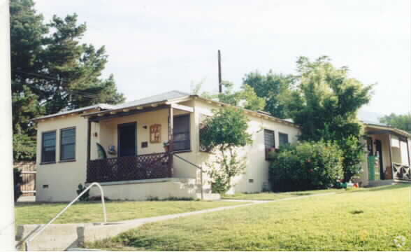 Foto principal - 10118-10122 Mountair Ave
