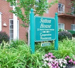 Building Photo - 22 N Forest Ave