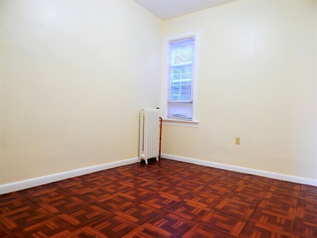 Foto del edificio - 228 Hutton St