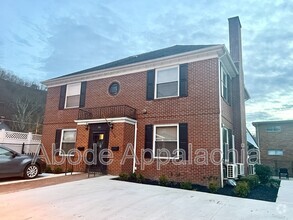 Building Photo - 116 Cumberland Ct