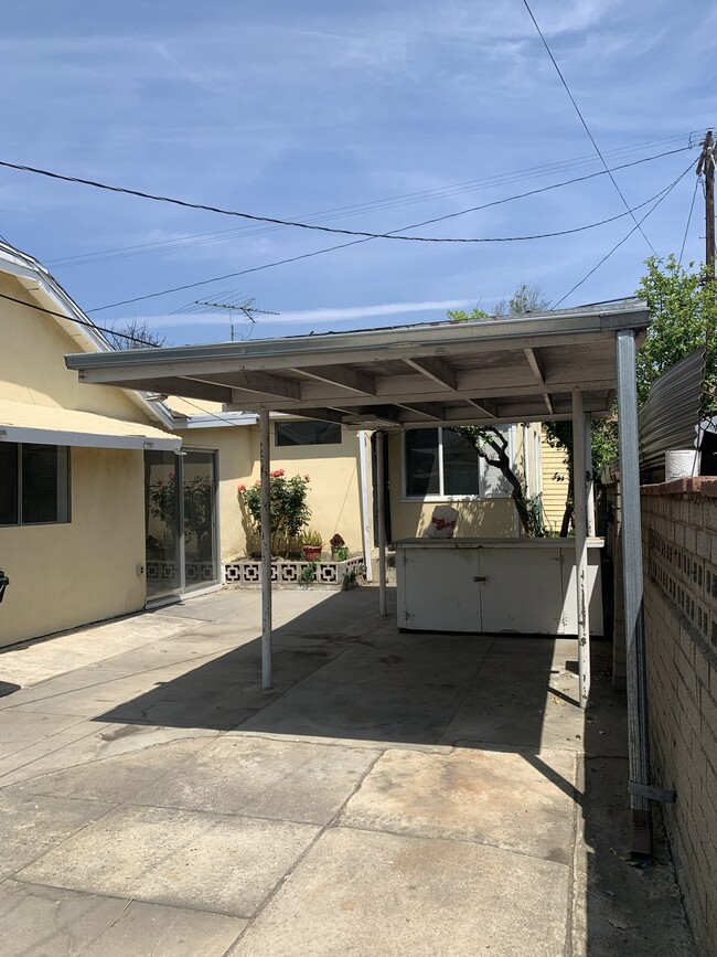 Building Photo - 3847 Brunswick Ave