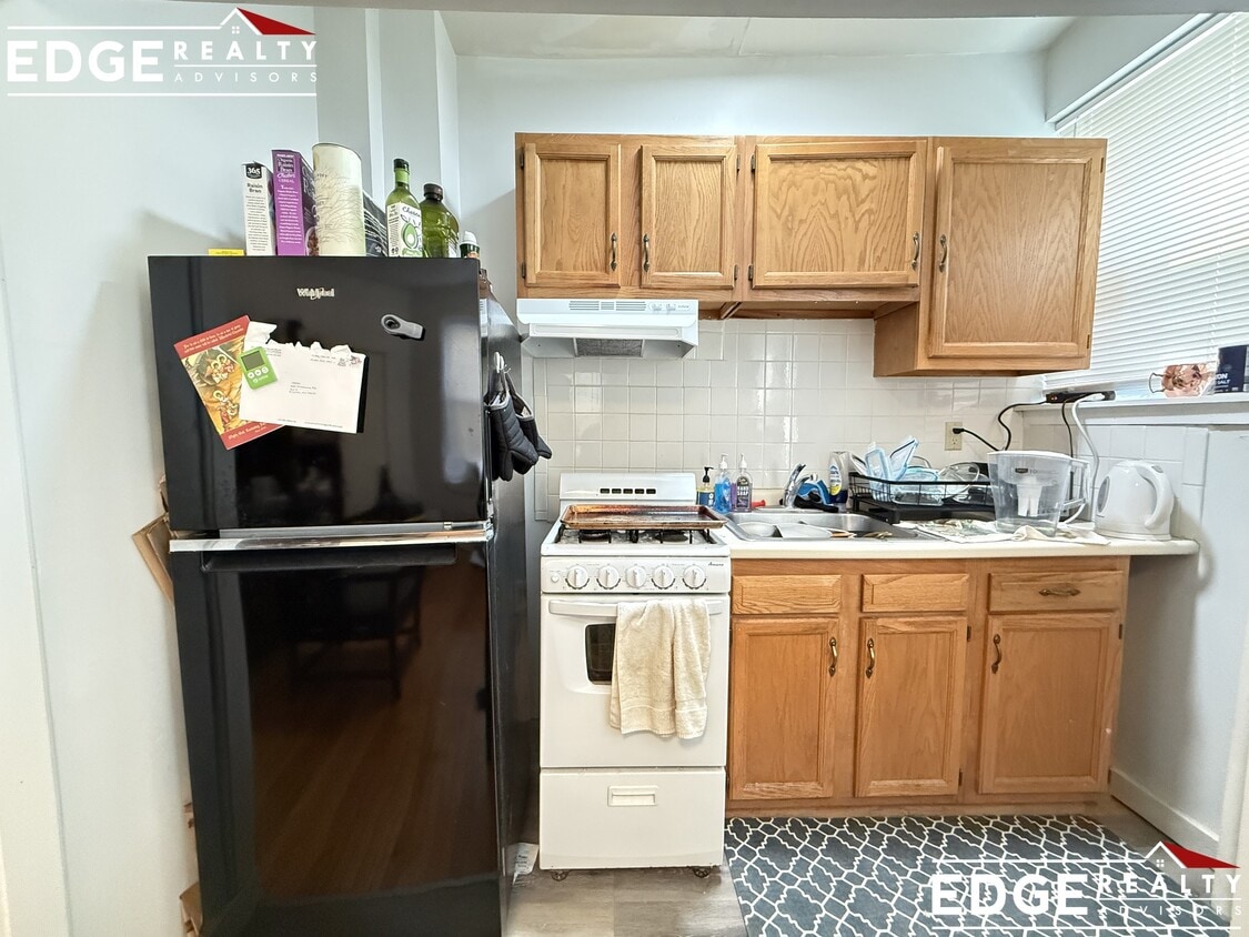 Foto del edificio - 160 Strathmore Rd