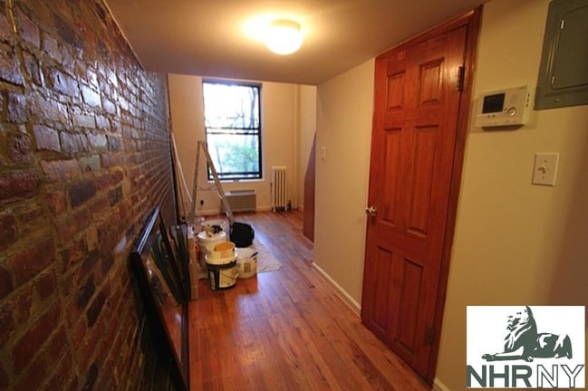 Building Photo - 251 West 15th Street
