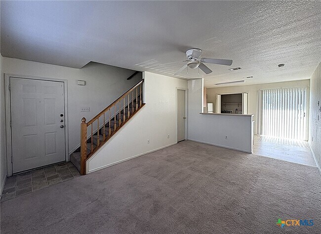 Foto del edificio - 2102 Tahoe Ct