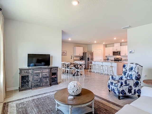 Foto del edificio - 2219 Lake Preserve Cir