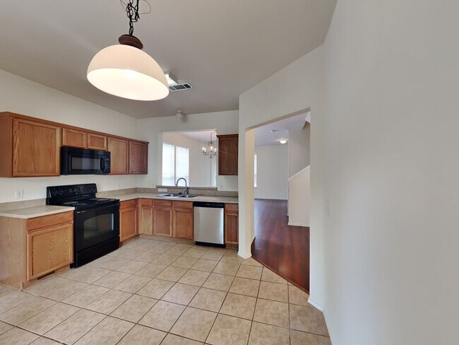 Foto del edificio - Quaint 3 bedroom town-home in Keller ISD i...