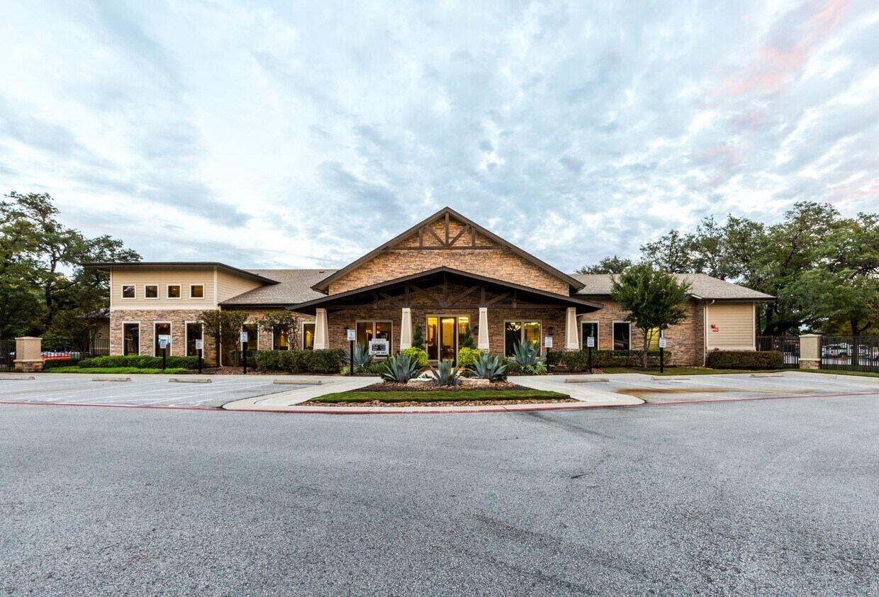 Marquis on Lakeline Apartments Cedar Park, TX