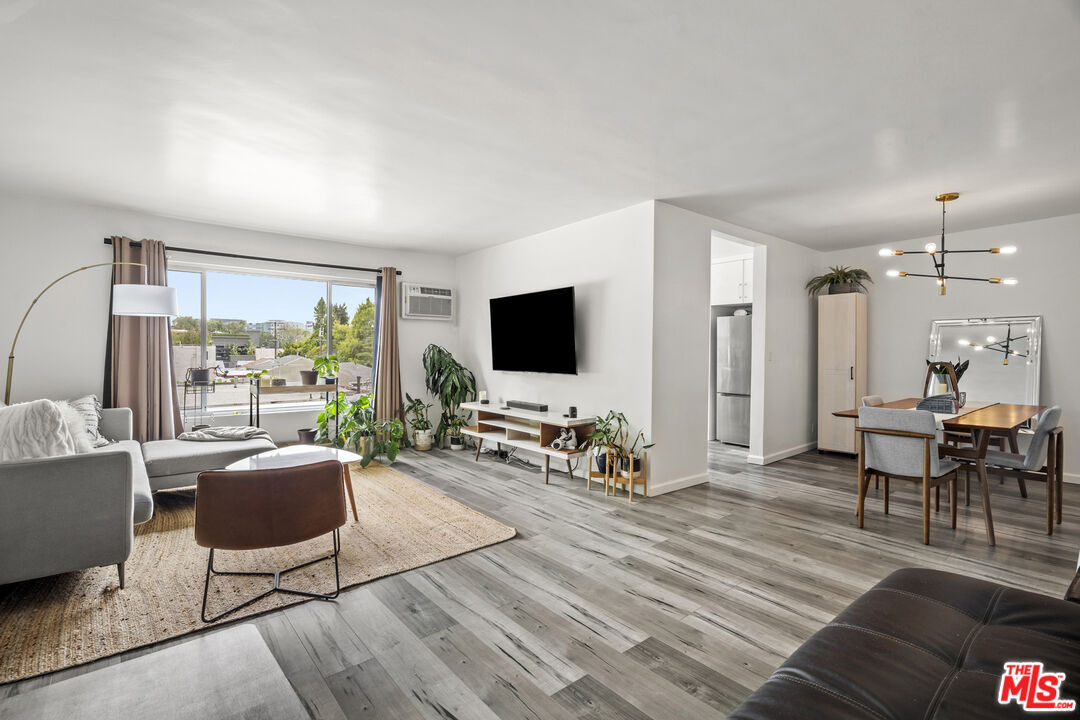 Foto principal - 645 Westmount Dr