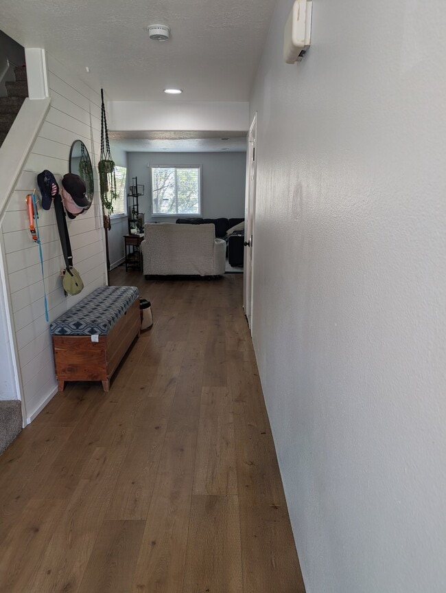 Building Photo - 1275 W Bridlewood Lp