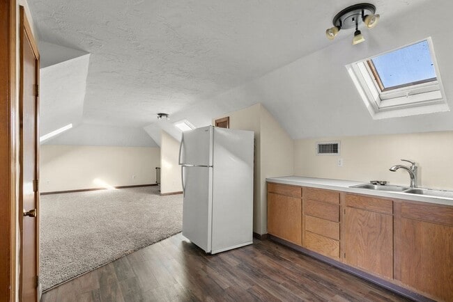 Building Photo - 7 Atlantic Ave