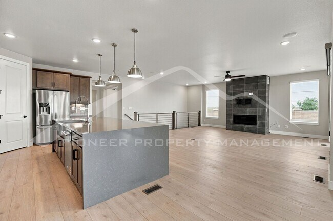 Foto del edificio - 23928 E 42nd Ave