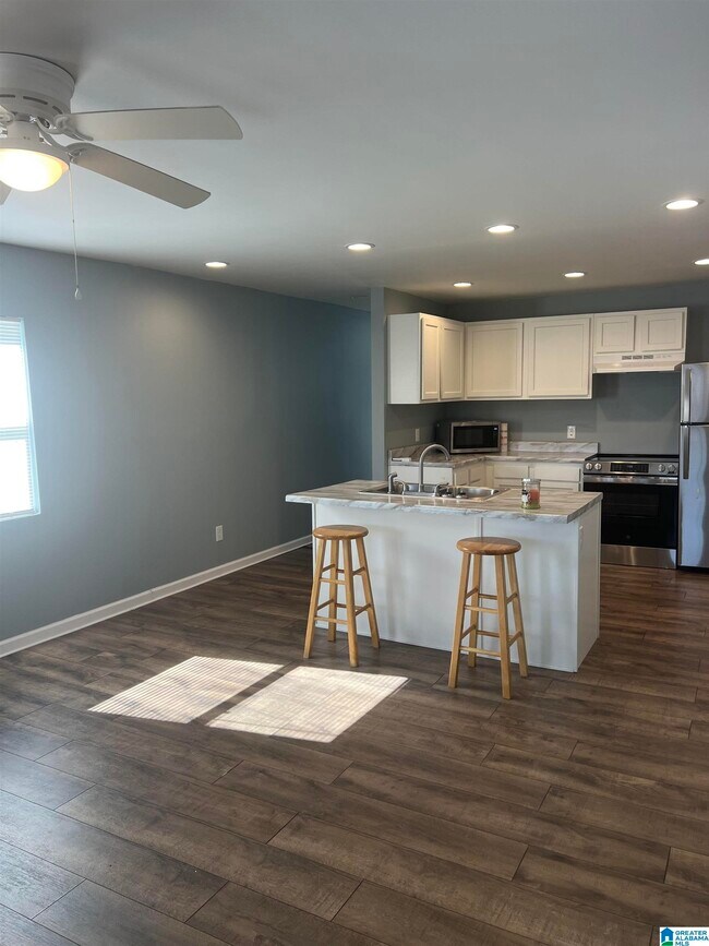 Foto del edificio - 2710 17th St S