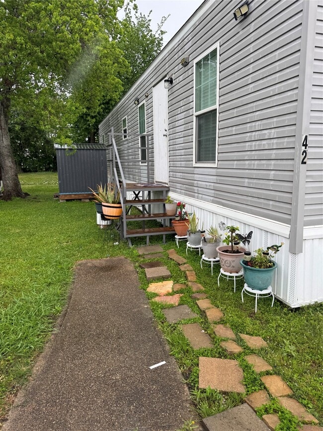 Building Photo - 5100 Allen-Genoa Rd