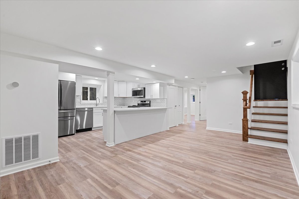 Foto principal - 2221 W Winnemac Ave