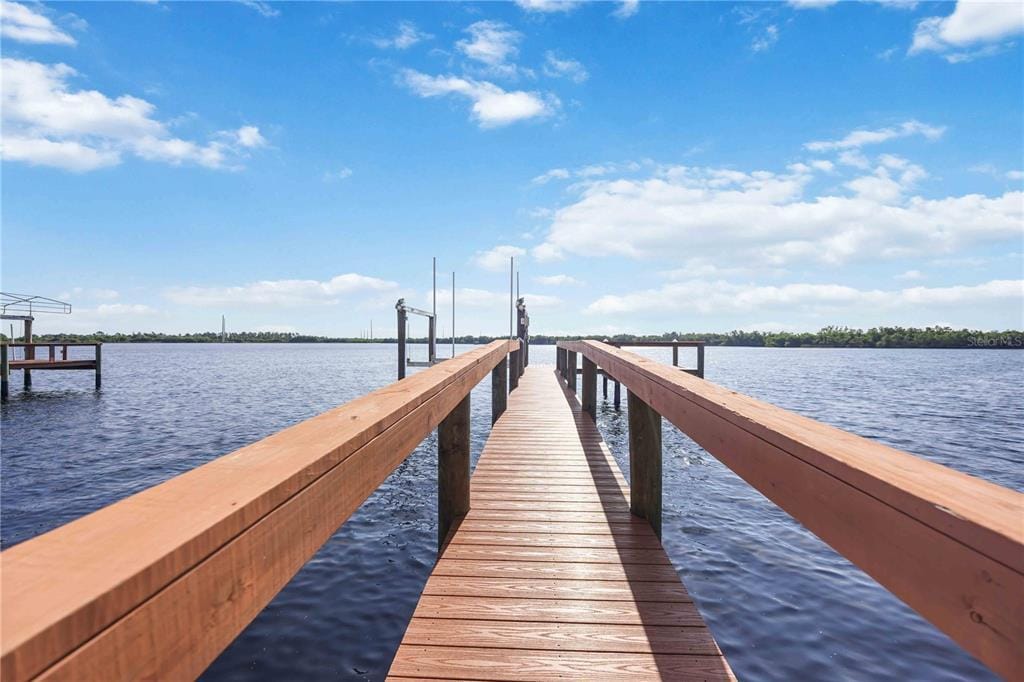 Foto principal - 2300 Harbour Dr