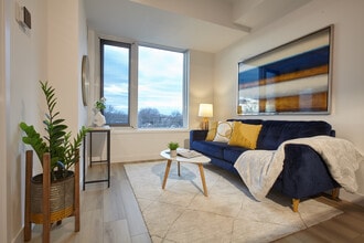 Building Photo - Cliffside Apartments