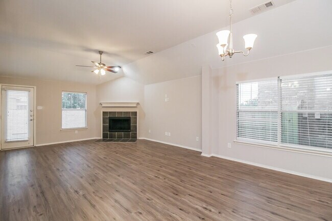 Foto del edificio - 1820 Marlin Dr