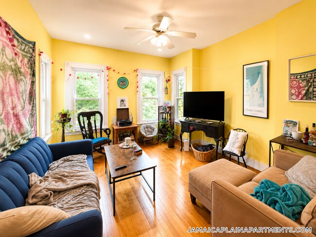 Foto del edificio - 58 Brookside Ave