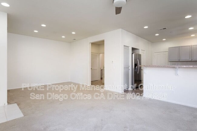 Building Photo - 1435 Egret St